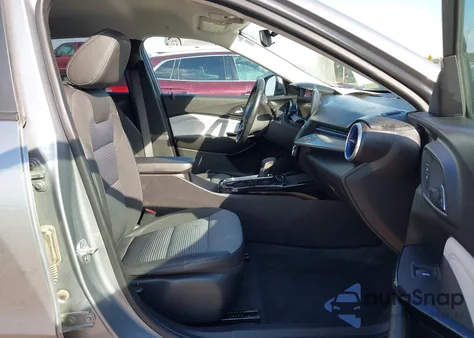 2024 Chevrolet Trax Fwd Lt из США, поврежденный, VIN KL77LHE25RC236893